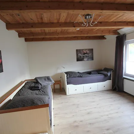 Weideblick Apartman *